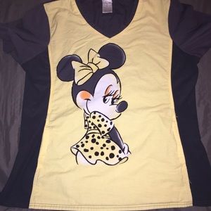 Disney Minnie Mouse scrub set